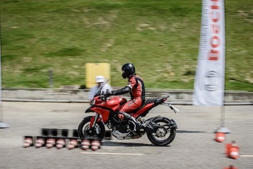 Ducati riding experience 2015 nơi nâng trình tay lái pkl