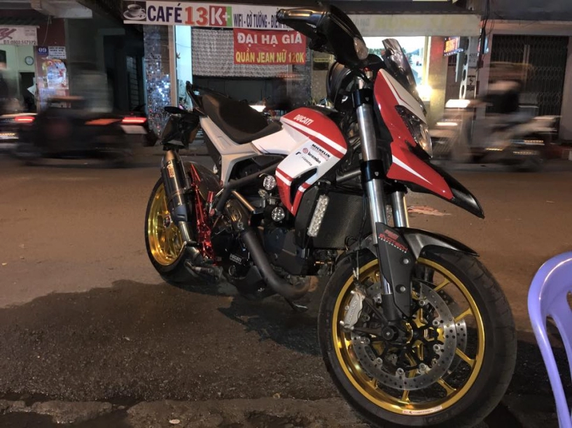 Ducati từ thành phố biển nha trang