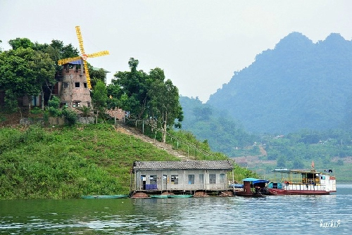 hạ long trên cạn ở thung nai