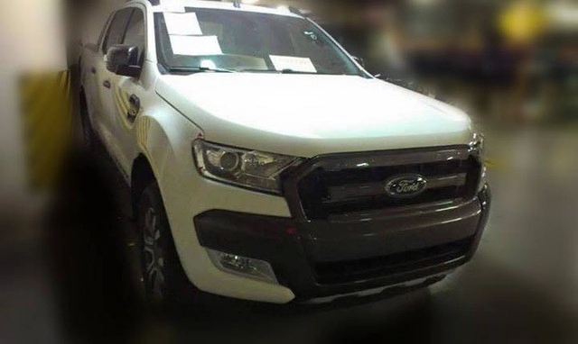 Hé lộ hình ảnh nội thất xe bán tải ford ranger 2015