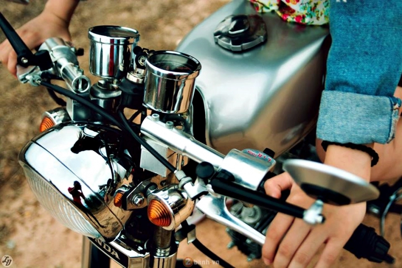 Honda 67 độ phong cách cafe racer