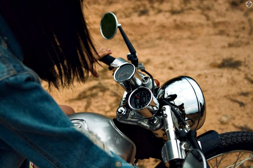 Honda 67 độ phong cách cafe racer