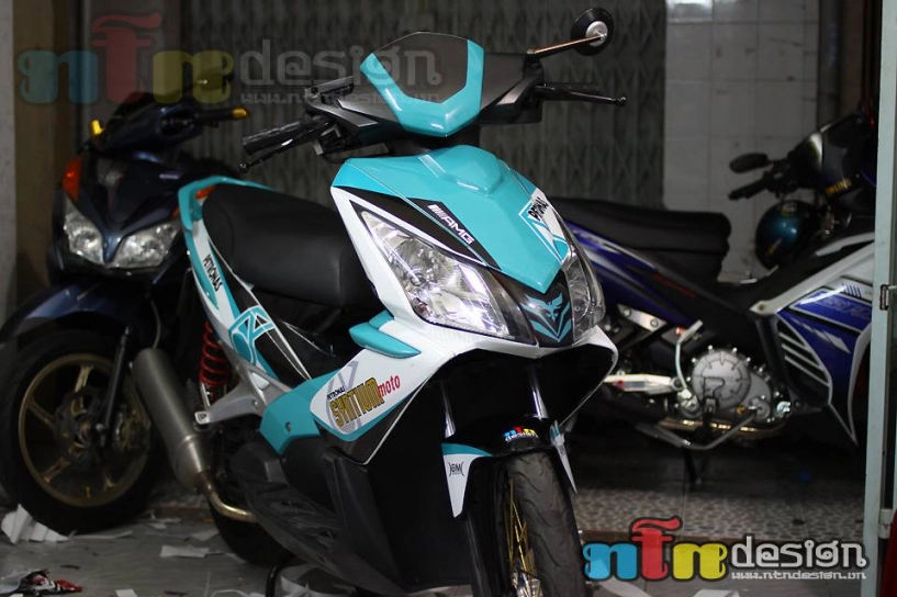 Honda air blade petronas độ chất