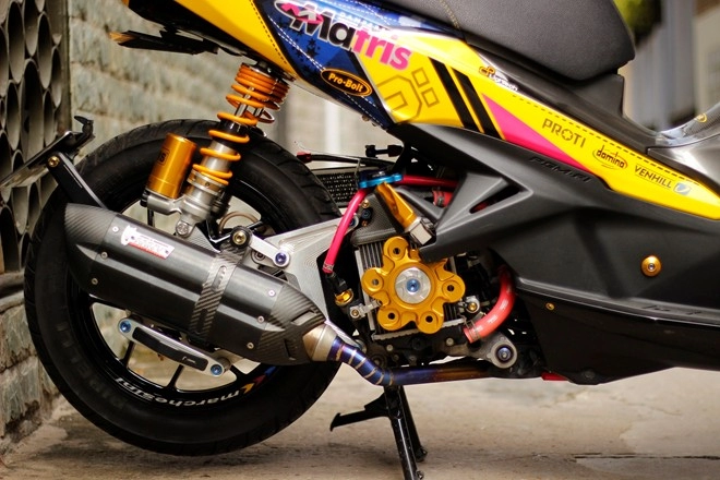 Honda airblade lên đồ chơi khủng của biker sài gòn