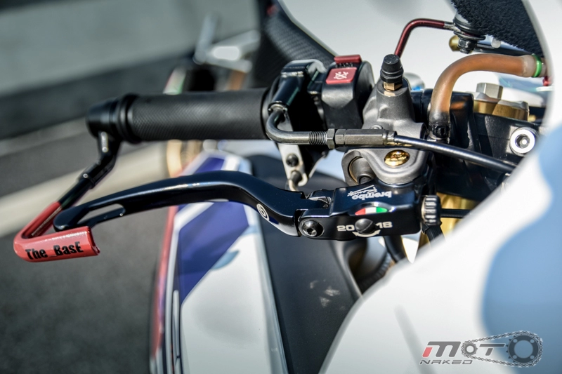 Honda cbr1000rr fireblade sp độ full option tại thái