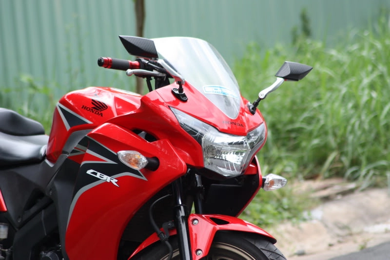 Honda cbr150 độ đơn giản với 1 gắp nsr