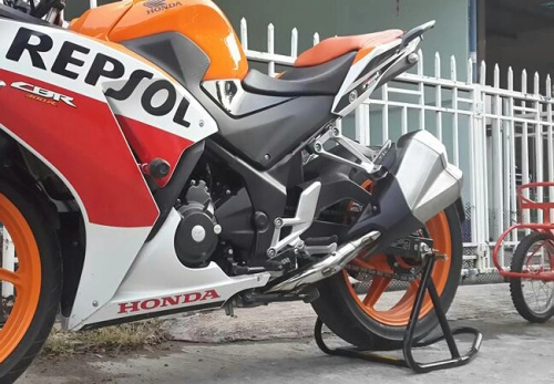 Honda cbr150r độ pô đôi z1000 ấn tượng