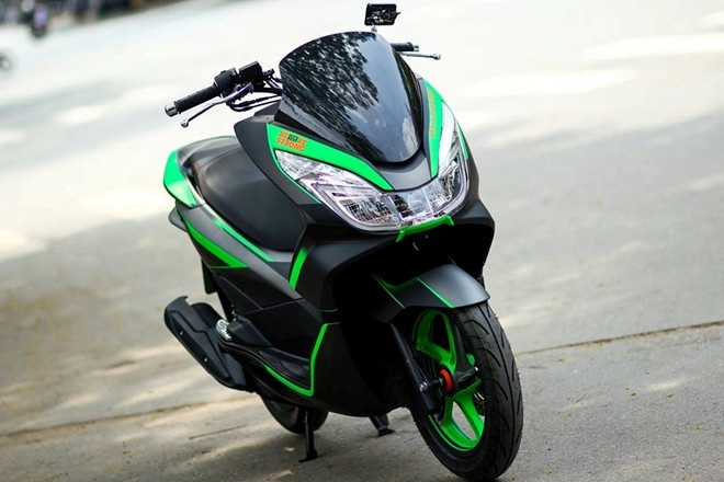 Honda pcx 125 tem đấu phong cách lamborghini