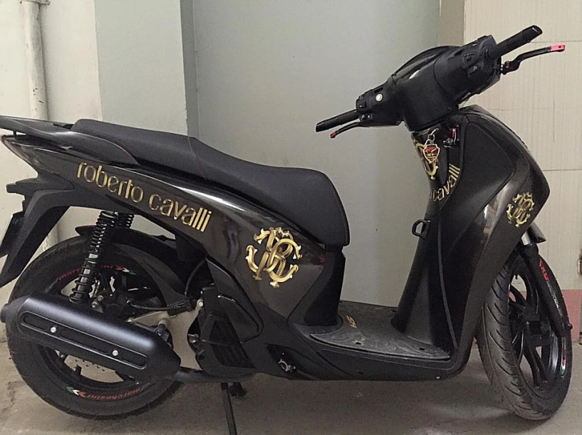 Honda sh độ phiên bản black gold edition