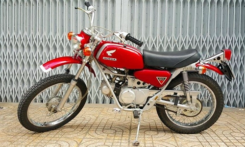 Honda sl90 xế cổ thiết kế theo phong cách cào cào ống xả đặt cao