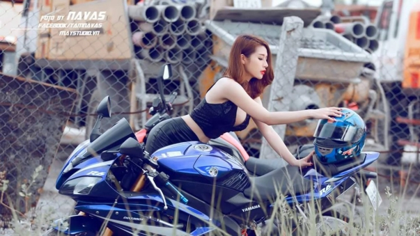 Hot girl xinh đẹp cá tính bên chiếc sportbike thần thánh yamaha r6