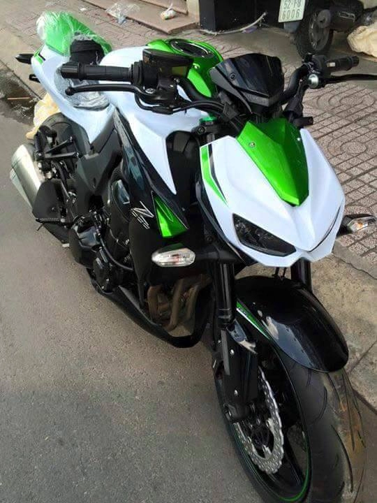 Kawasaki z1000 2016 phiên bản trắng ngọc stardust đã có mặt tại việt nam