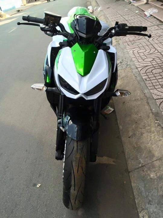 Kawasaki z1000 2016 phiên bản trắng ngọc stardust đã có mặt tại việt nam