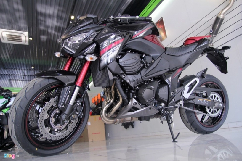 Kawasaki z800 abs 2016 đỏ đen đầu tiên về việt nam với giá không đổi