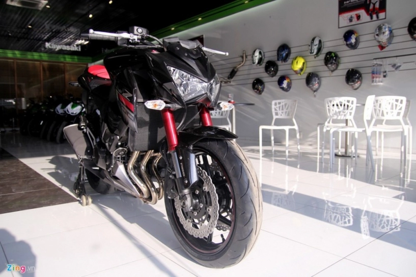 Kawasaki z800 abs 2016 đỏ đen đầu tiên về việt nam với giá không đổi