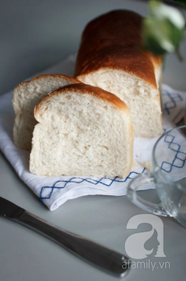 Làm bánh mì gối mềm xốp thơm ngon miễn chê