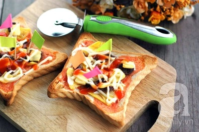 Làm bánh pizza cho bữa sáng chỉ với 10 phút