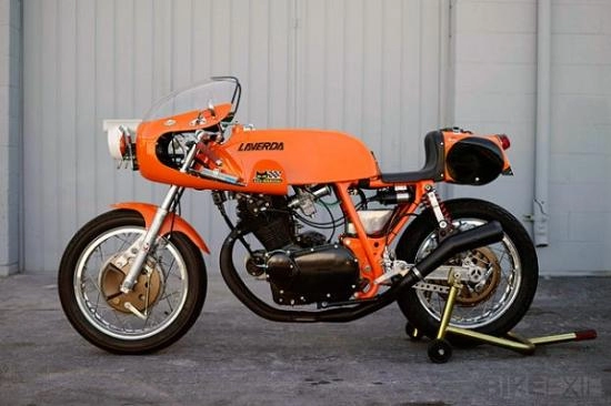 Laverda sf2 mẫu cafe racer cực kì hiếm hoi