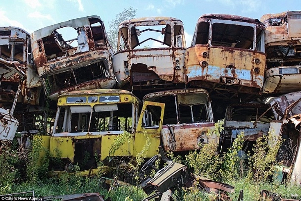 Loạt ảnh siêu hiếm ở thị trấn ma 30 năm sau thảm hoạ chernobyl