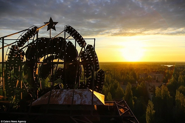 Loạt ảnh siêu hiếm ở thị trấn ma 30 năm sau thảm hoạ chernobyl