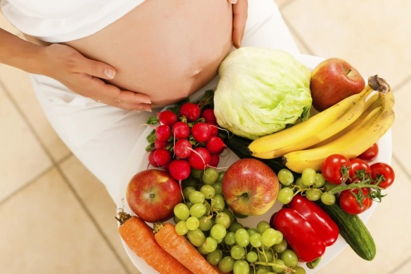 Mẹ bầu bí quyết dinh dưỡng để bé khỏe mẹ không lo béo