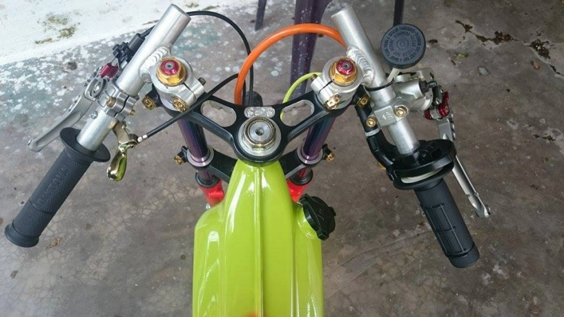 Mobylette độ phong cách drag cực khủng