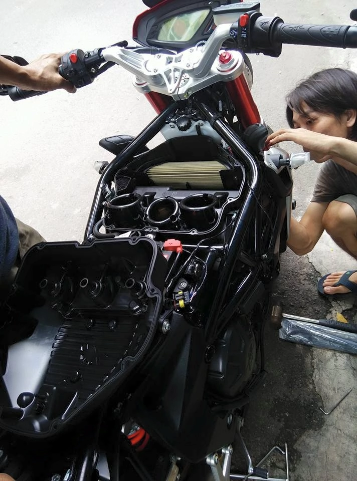Mv agusta dragster f800rr trang bị phuộc ohlins pô fm project