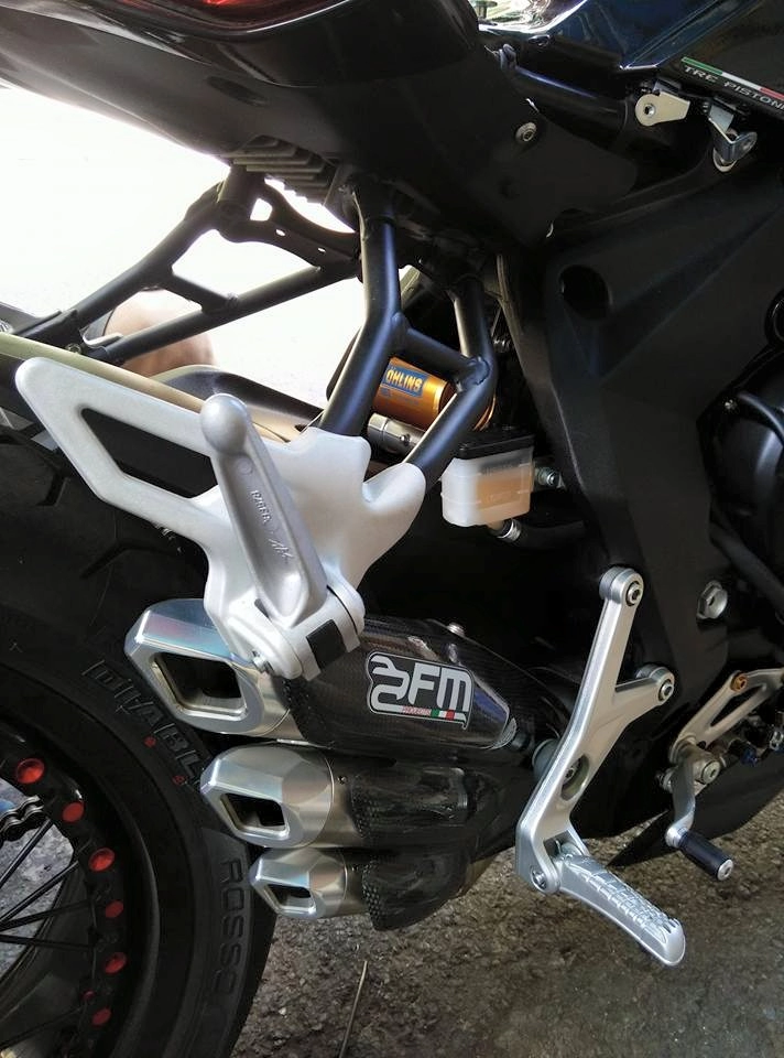 Mv agusta dragster f800rr trang bị phuộc ohlins pô fm project