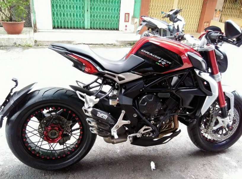 Mv agusta dragster f800rr trang bị phuộc ohlins pô fm project