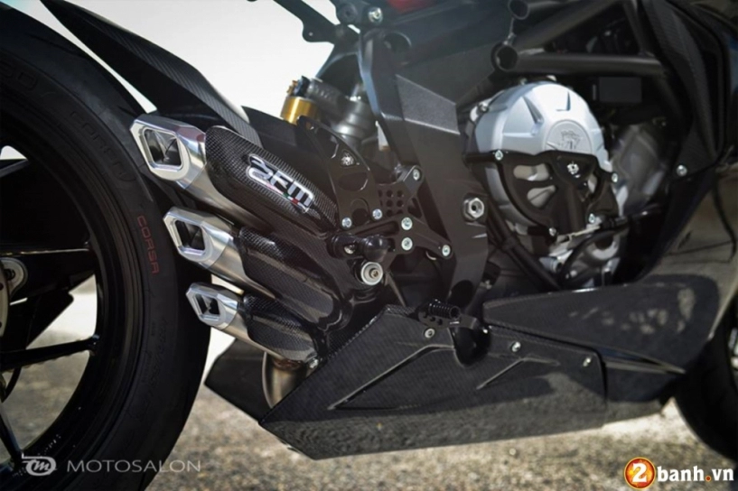 Mv agusta f3 đẹp tinh tế với phiên bản độ fullsix carbon