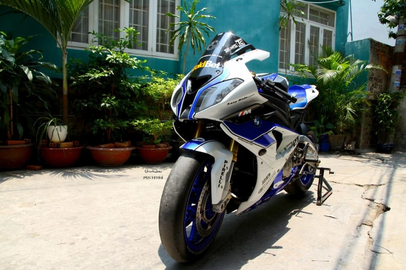 Ngắm chiếc bmw s1000rr hqcn đầy đồ chơi hàng hiệu