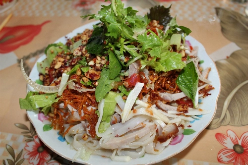 Phở chua món quà dân dã xứ lạng