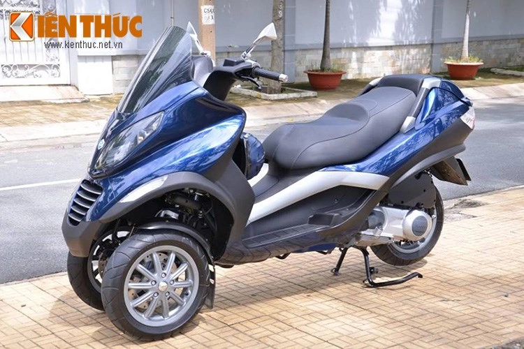 Piaggio mp3 250 mẫu xe tay ga pkl xuất hiện trên phố sài gòn