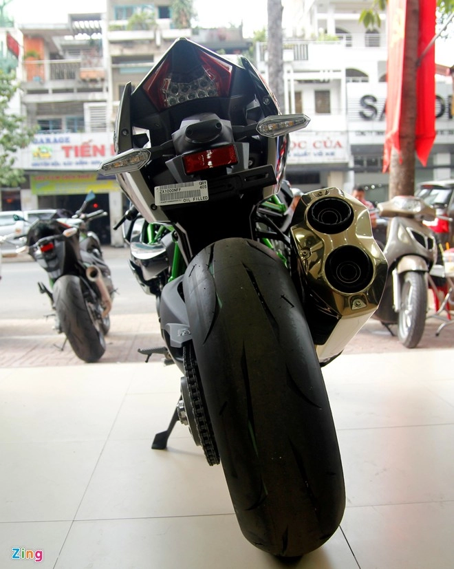 Siêu môtô kawasaki ninja h2 đầu tiên về việt nam