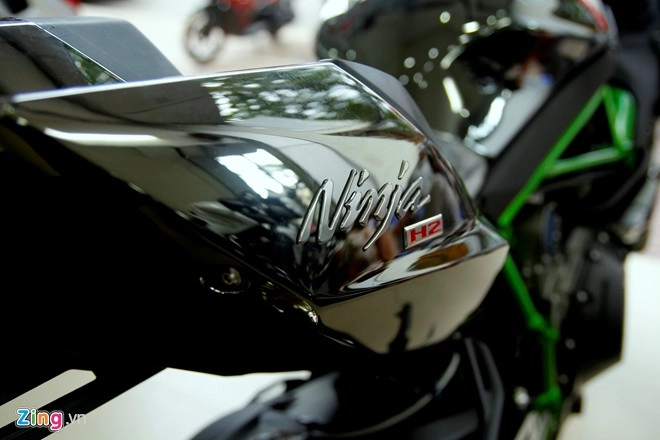 Siêu môtô kawasaki ninja h2 đầu tiên về việt nam