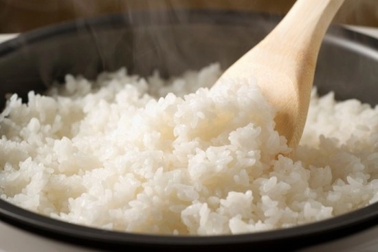 Sử dụng quá nhiều gạo trắng cứ 6 giây có 1 người chết vì tiểu đường