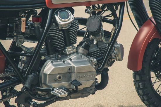 Super scrambler sự thăng hoa bắt nguồn từ chiếc ducati gt860