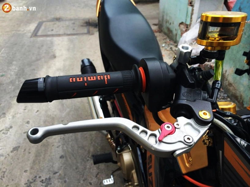 Suzuki raider độ đẹp cùng dàn đồ chơi kiểng