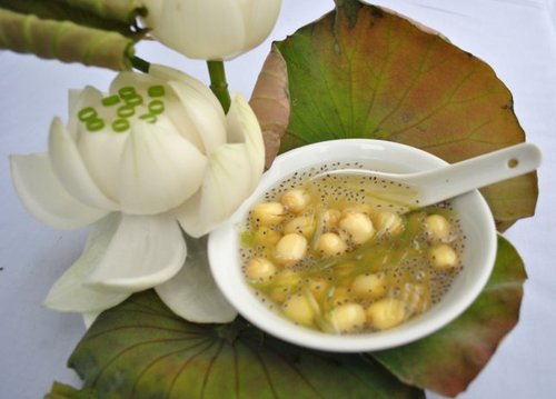 Thưởng thức chè ngon thứ thiệt xứ huế