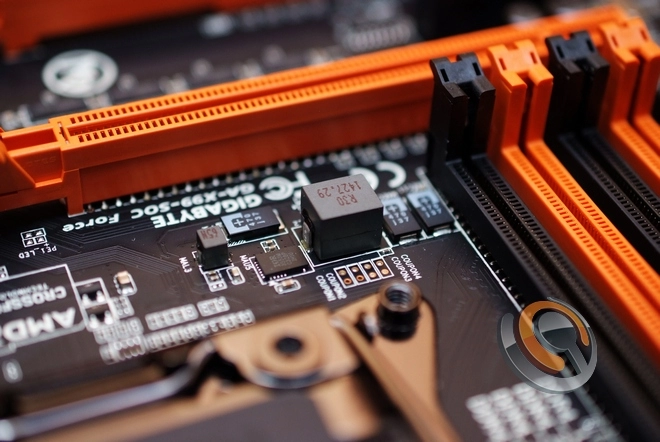 Trên tay mainboard gigabyte x99 soc force