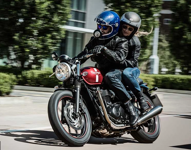 Triumph bonneville street twin 900 2016 chiếc xe cổ đầy sức mạnh