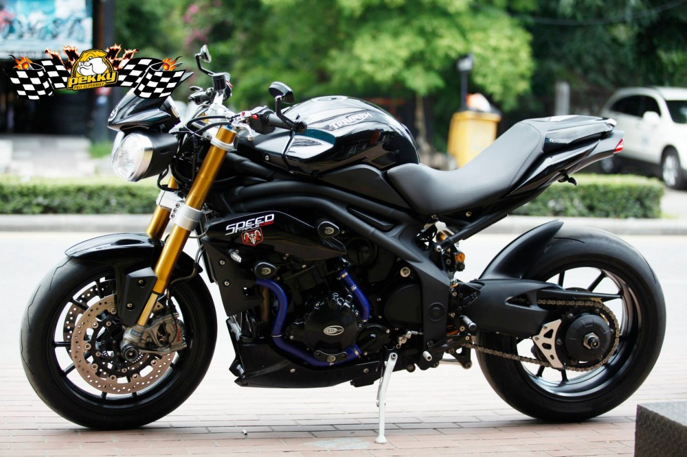 Triumph speed triple độ phiên bản sang chảnh