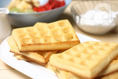 Tự làm bánh waffle thơm giòn hấp dẫn