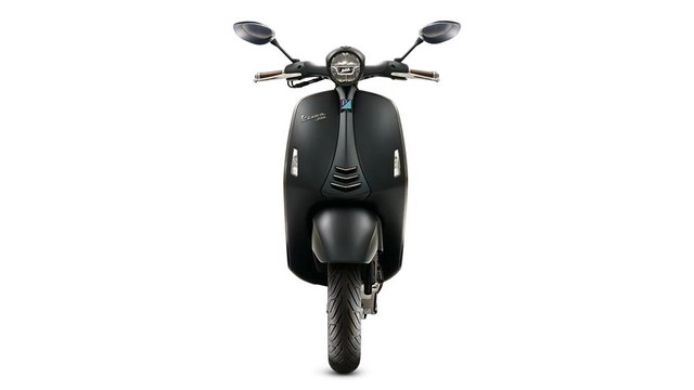 Vespa 946 emporio armani mới với phiên bản giới hạn