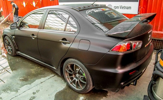 Xe thể thao hàng độc mitsubishi lancer evolution ở sài gòn