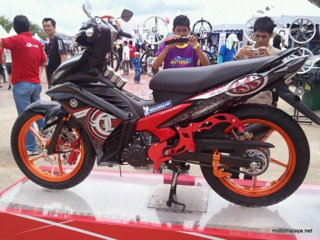 Yamaha lc135 exciter full option racing boy