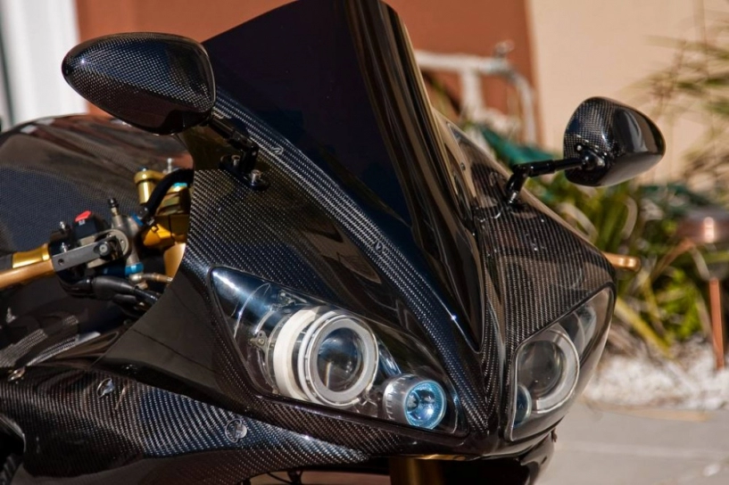 Yamaha r1 độ phiên bản carbon fiber đầy bá đạo