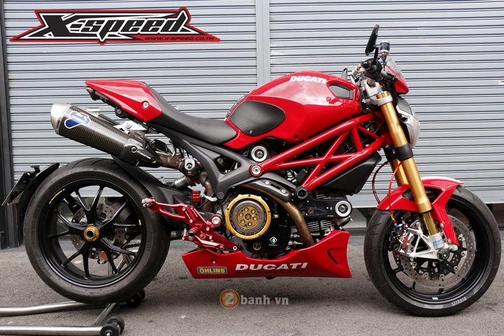 Ducati monster 796 độ tinh tế trong từng món đồ chơi hàng hiệu