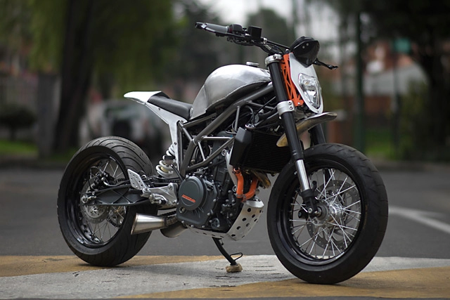 Ktm 390 duke độ kịch độc với phiên bản mũi tên bạc