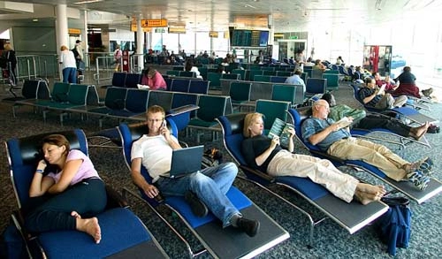 10 khách du lịch thừa nhận từng sex tại sân bay
